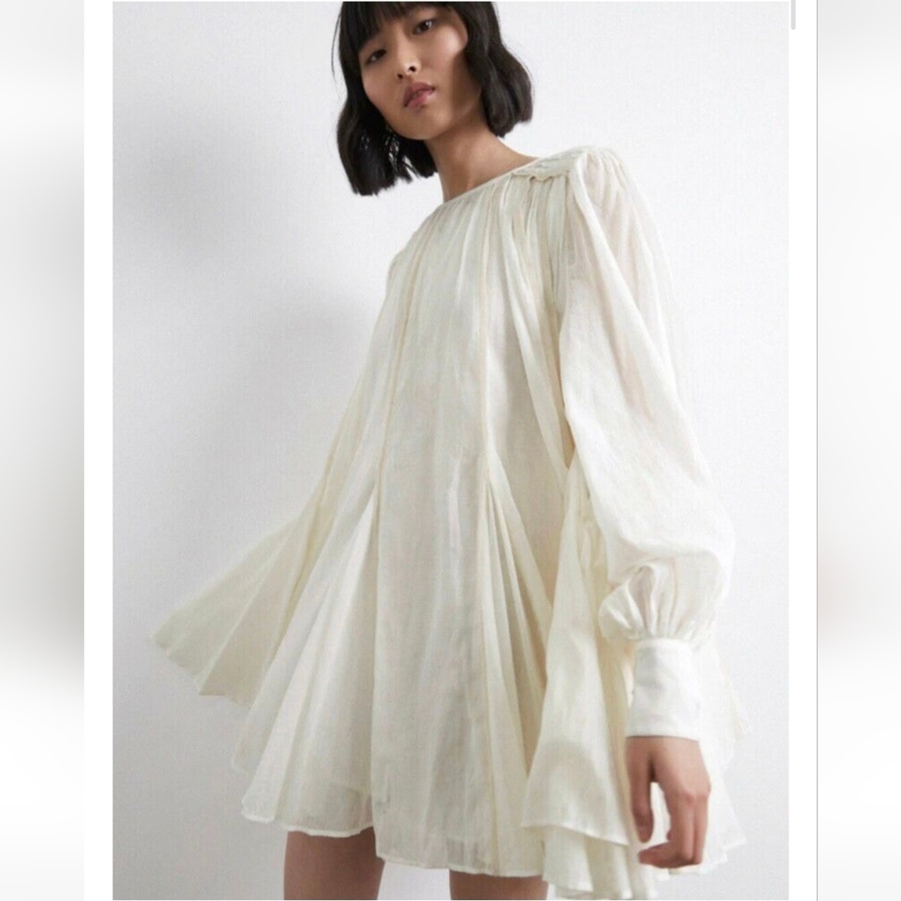 ISO Help Me find "AJE bugalow smock dress"